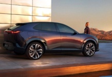 Tras el éxito del nuevo CX-5, Mazda repite fórmula con el CX-6e. Ya se puede comprar, tiene 258 CV y viene ultraequipado por un precio rompedor