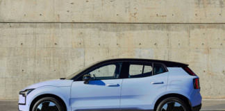 Volvo ferma le importazioni di EX 30 e EX30 Cross Country negli Stati Uniti