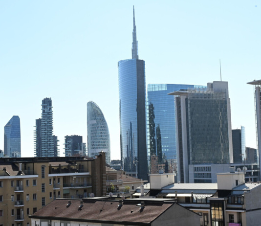 A Milano dal 20 aprile ztl quartiere Isola senza sanzioni per primi 2 mesi