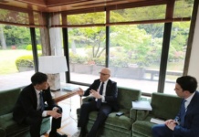 Ambasciatore Vattani incontra excutive general manager di Suzuki