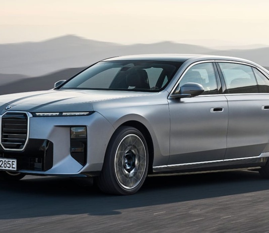 BMW-i7-60-xDrive-2026-2