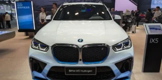 BMW iX5 Hydrogen Flat Storage system boosts range to 750 km