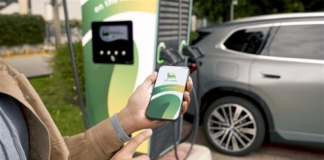 Colonnine di ricarica Plenitude su autostrada spagnola in Galizia