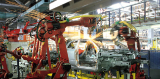 Crif, finanziamenti auto in lieve calo nel 2025, usato e giovani sostengono il mercato