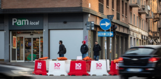 Da lunedì torna Bologna città 30, con rallentatori e display luminosi