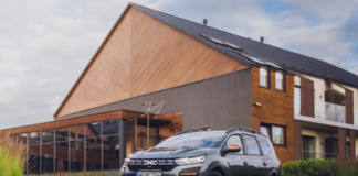 Dacia Jogger punta sull'autonomia di oltre 1000 km con un pieno