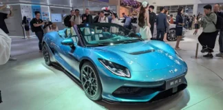 Denza Z Convertible Debuts at Beijing Auto Show: 1000 HP EV