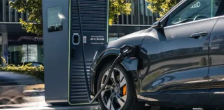 Digital Charging Solutions stellt fixe Lade-Tarife bei Premium-Partnern vor