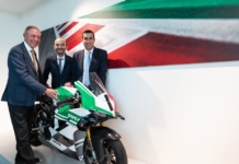 Ducati celebra i cento anni con la moto da 200 mila euro 'Superleggera Centenario'