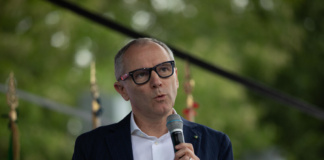 F1: Domenicali invoca "correzioni" al regolamento sui motori ibridi