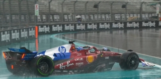 F1 GP Miami 2025: Charles Leclerc (Scuderia Ferrari) dopo essere finito a muro nel giro di schieramento della Sprint Race - Foto: Twitter @F1