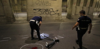 Infortuni da monopattino, picco nei mesi caldi e tra giovani uomini, caschi assenti