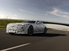 Jaguar, la nuova Luxury GT s'ispira ai modelli del passato