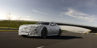 Jaguar, la nuova Luxury GT s'ispira ai modelli del passato