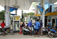 L’India aumenta le tasse di esportazione su gasolio e carburante per aerei L'India aumenta le tasse di esportazione su gasolio e carburante per aerei