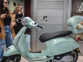 La Vespa celebra gli 80 anni con le nuove Primavera e Gts