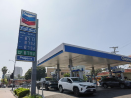 La benzina in Usa oltre i 4 dollari al gallone, prima volte in 4 anni