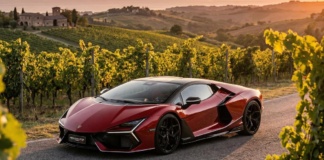 Lamborghini, "pesce d'aprile" dedicato ai colori
