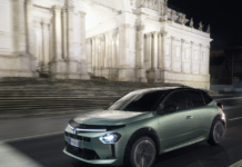 Lancia Ypsilon debutta con il nuovo motore Turbo 100 e cambio manuale