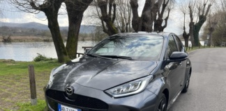 Mazda 2 Hybrid, consuma poco ma non rinuncia alle prestazioni
