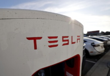 Media, ‘Tesla sviluppa un nuovo Suv e lo produce in Cina’ Media, 'Tesla sviluppa un nuovo Suv e lo produce in Cina'