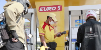 Media, 'la Cina pronta a prorogare per aprile il ban alle esportazioni di carburanti'