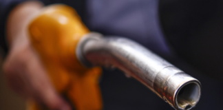 Mimit, carburanti ancora in calo, benzina a 1,747 euro, gasolio a 2,087