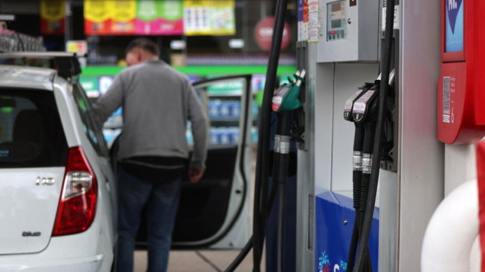 Mimit, prezzo medio benzina self a 1,738 euro al litro, gasolio a 2,059 euro