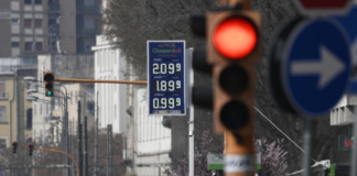 Mimit, prezzo medio self benzina a 1,751 euro, gasolio a 2,067 euro