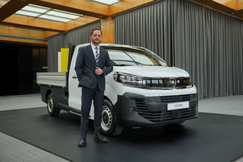 New Opel Vivaro Pickup Truck Signed Made in Türkiye Launched for Sale