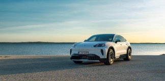 Porsche presenta in anteprima mondiale Cayenne Coupé Electric