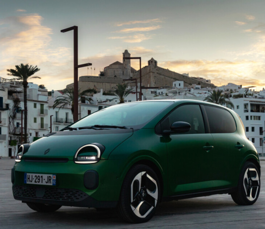 Renault Twingo E-Tech, "game changer" che punta a cambiare le regole del mercato