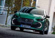 En mars 2026, la Clio 6 monte sur la premire marche du podium du march franais.