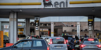 Staffetta, prezzi carburanti in calo, benzina self a 1,783 euro