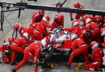 There is a Ferrari that beats Mercedes in F1: it is the pit stop team
