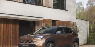 Toyota Yaris Cross: il SUV dei record si rinnova tra stile e tecnologia