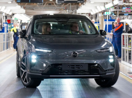 Volvo-EX60-Produktion-Schweden