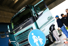 Volvo Trucks e Geopop insieme in See and Be Seen: la Sicurezza incontra l'Educazione