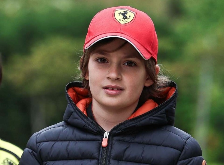 9 YEAR OLD ARAS PINAR IS COMPETING FOR EDUCATION