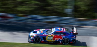 Max Verstappen guida la Mercedes AMG GT3 del team Verstappen.com Racing nella 4 Ore del Nurburgring Nordschleife - Foto: Red Bull Content Pool