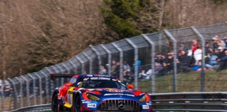 Max Verstappen guida la Mercedes AMG GT3 del team Verstappen.com Racing nella 4 Ore del Nurburgring Nordschleife - Foto: Red Bull Content Pool