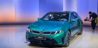 BMW i3 2026: sedán eléctrico con 1000 km de autonomía presentado en Pekín
