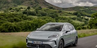 La MG4 EV Urban se positionne sur le segment C pour le prix d