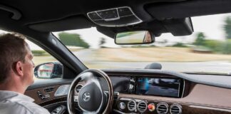 Mercedes-Benz véhicule autonome