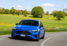 Mercedes CLA 200 Hybrid: l'erede del diesel tra trazione 4Matic e anima digitale