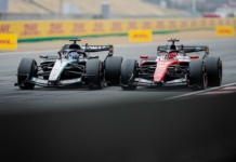 George Russell (Mercedes) e Charles Leclerc (Ferrari) sorpasso