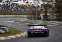 Max Verstappen guida la Mercedes AMG GT3 del team Verstappen.com Racing nella 4 Ore del Nurburgring Nordschleife - Foto: Red Bull Content Pool