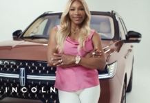 Serena Williams e il suo Lincoln Navigator, lusso su misura per la leggenda del tennis