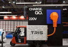 Stellantis Pro One presenta il nuovo TRIS elettrico al Transpotec Logitec