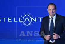Stellantis, a Pomigliano si produrranno le auto elettriche dal 2028 Stellantis, a Pomigliano si produrranno le auto elettriche dal 2028